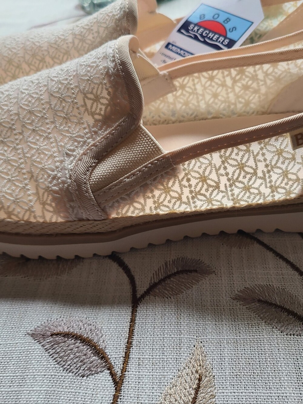 Skechers BOBS Women's Slip-On Espadrilles - Cream Beige Size 9 - Picture 6 of 9